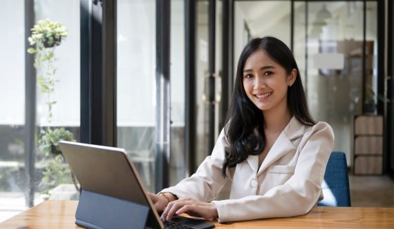 Building strong client relationships through dedicated corporate advisory and accounting support